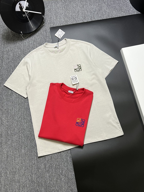 ブランドTシャツ正面デザイン